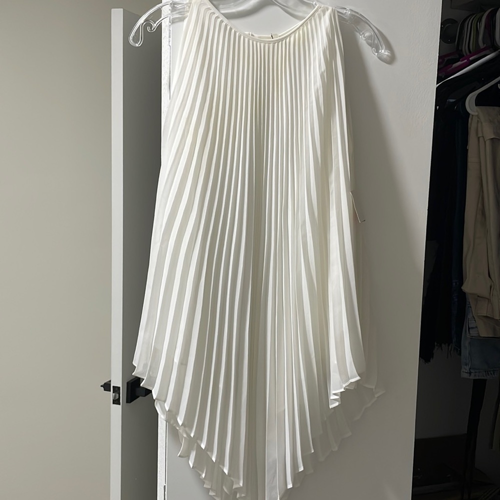 Pleated top